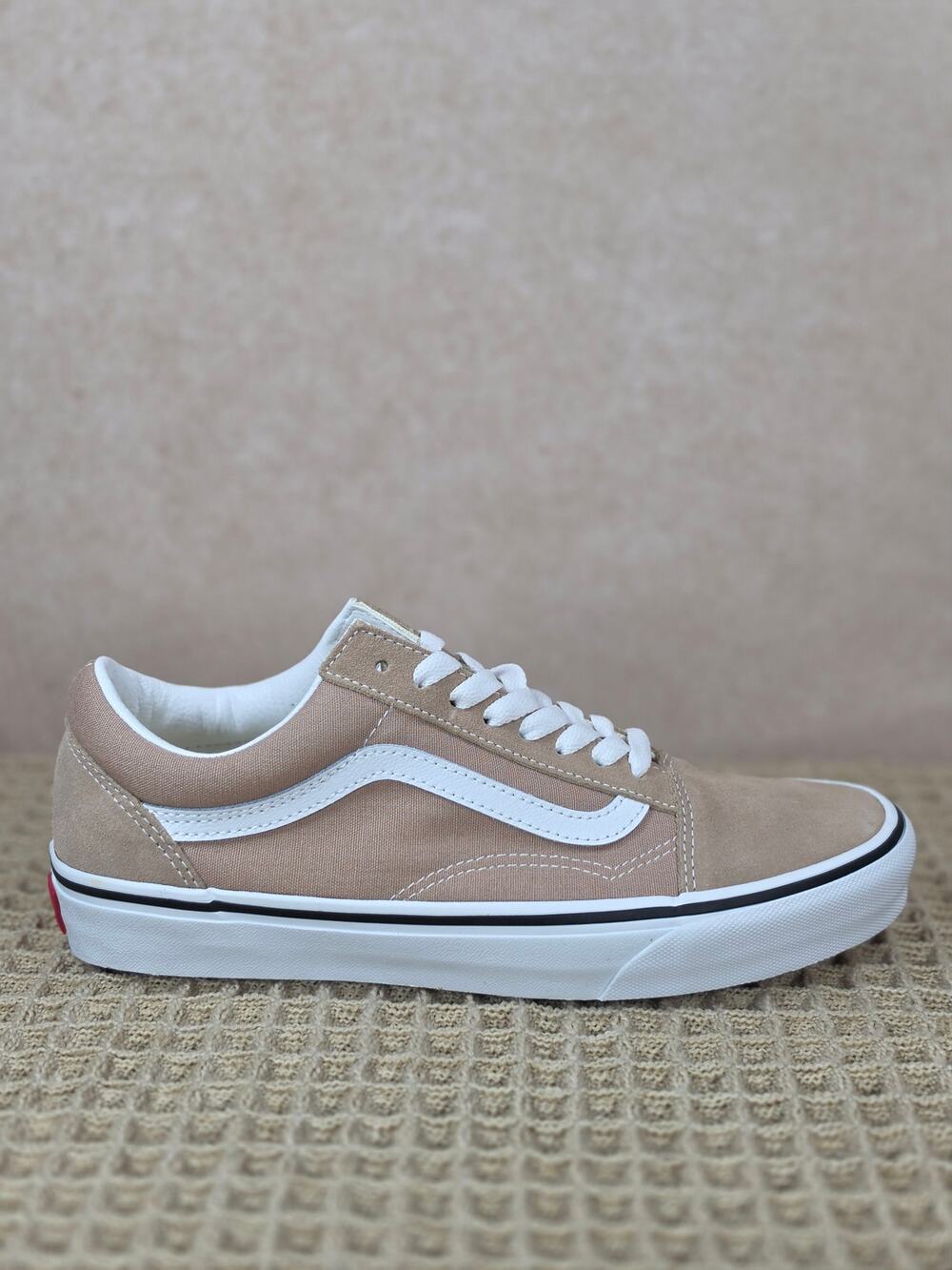 Vans Old Skool VN000D6WE2V Women’s 9 Color Theory Warm Taupe – Brand New